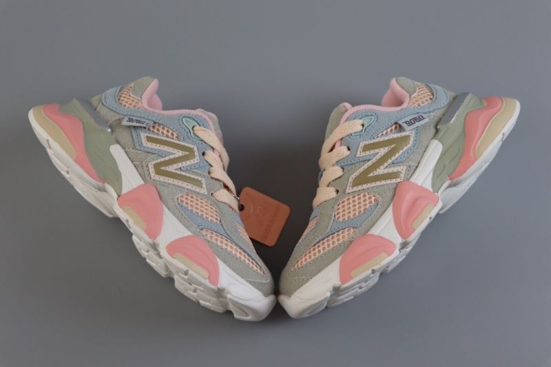 NEW BALANCE SHOES